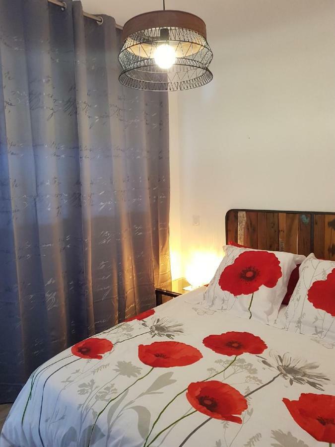 Gite Les Coquelicots 레드넌 외부 사진
