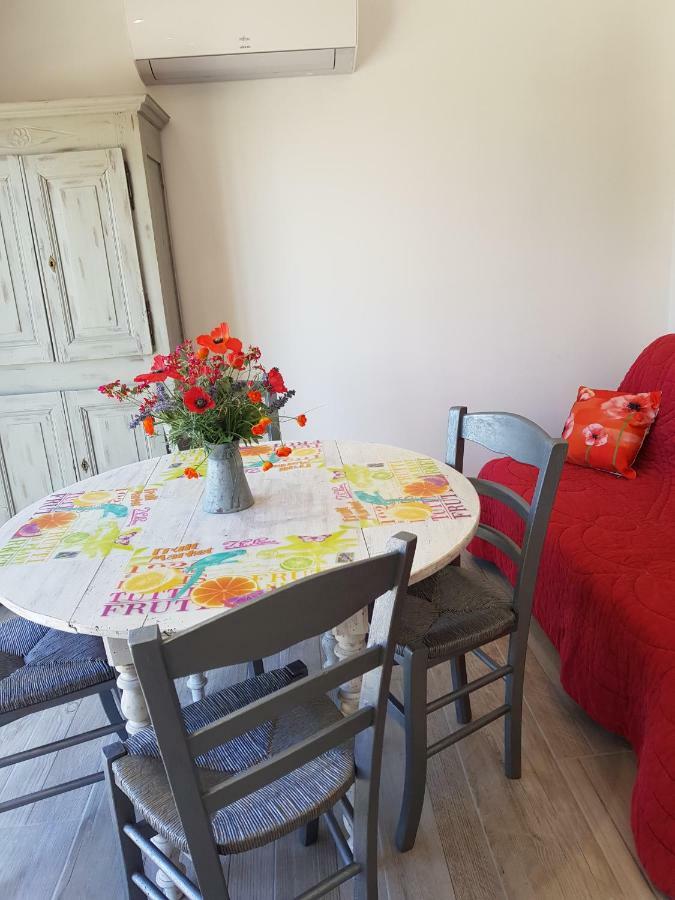 Gite Les Coquelicots 레드넌 외부 사진